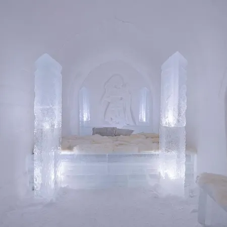 Sorrisniva Igloo מלון 5*