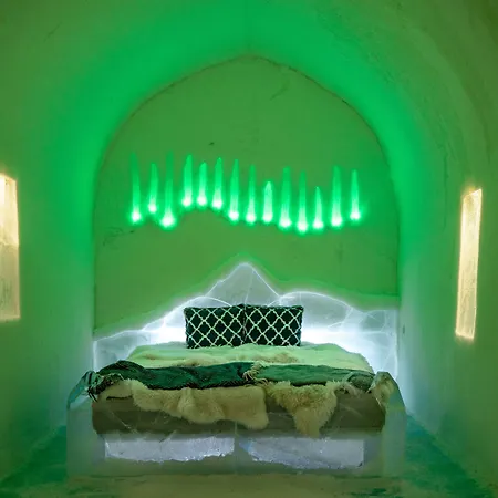 מלון Sorrisniva Igloo 5*